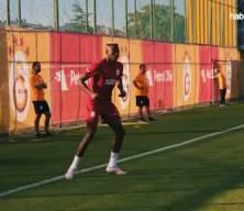 Galatasaray'ın Nijeryalı yıldızı için Avrupa'nın dev kulübü kolları sıvadı