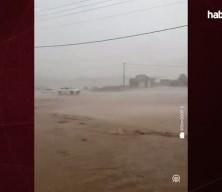 Mekke'nin güneyinde dünden beri devam eden yağışlar sele yol açtı