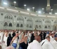 Mekke'de etkili olan sağanak Kabe'de görüntülendi