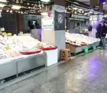 Ortahisar’da balık fiyatları düştü: Hamsi 75 liradan satışta