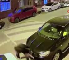  Esenyurt'ta sokaktaki 2 kişiye silahlı saldırı