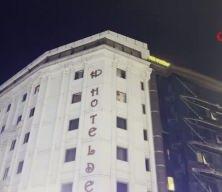 Fatih'te otelde kalan 2 kardeş acil servise başvurdu