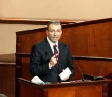  İBB Meclisi'nde skandal! AK Partili Başkan Ahmet Cin konuşurken mikrofonu kapattılar