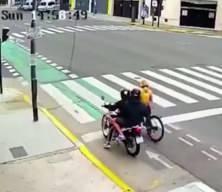 Kolay lokma sandı sert kayaya çarptı! Kapkaçcı neye uğradığını şaşırdı