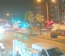 Otomobil TIR'a ok gibi saplandı