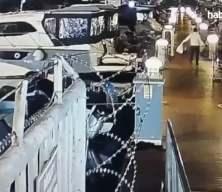 Pendik'te ayakları teknenin pervanesine kapılan kişi öldü