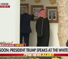 Donald Trump: Uykucu Joe Biden'ın otomatik imzayla attığı tüm belgeler geçersizdir