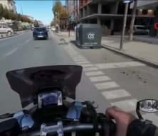 Birbirine yol veren vatandaşların diyaloğu herkesi güldürdü