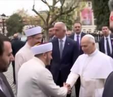 Papa Sultanahmet Camisi’ni ziyaret etti