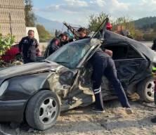 Park halindeki araca çarptı: Sürücü öldü