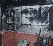 Psikolojik sorunları olduğu iddia edilen kişi evini ateşe verdi, balkona çıkıp izledi