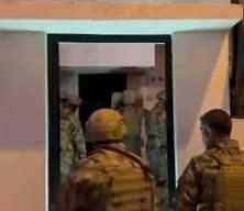 Adana'da silah kaçakçılığı yapan çeteye film gibi baskın!