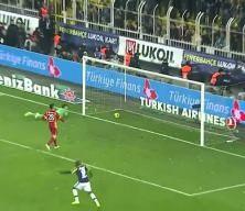 Kimisi son dakika, kimisi 40 metreden! Fenerbahçe - Galatasaray derbilerinde atılan ve asla unutulmayan goller