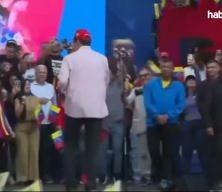Maduro ABD'ye dans ederek meydan okudu!