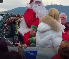 CHP'li Fethiye Belediyesi'nden zabıta aracıyla Noel kutlaması