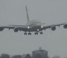  PSG uçağında korku dolu anlar! Pilotun ustalığı kazayı önledi