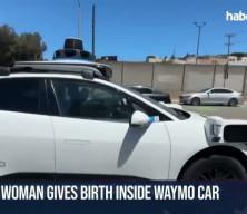 ABD’de bir kadın sürücüsüz takside doğum yaptı!