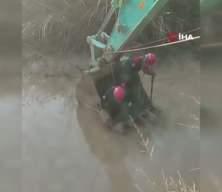 Adana'da dereye düşen çocuklardan biri hayatını kaybetti