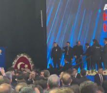 AK Parti'de 108 başkan değişti