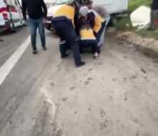 Bursa’da tırın çarptığı hafif ticari aracın sürücüsü hayatını kaybetti