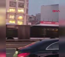 Florya'da metrobüste yangın çıktı