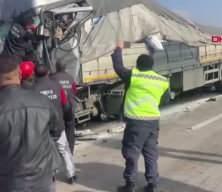 Konya meydana gelen zincirleme trafik kazasında 1 kişi hayatını kaybetti