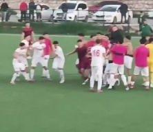 Maç sonu genç takıma saldırı! Süper Lig ekibi açıkladı: 4 oyuncu hastaneye kaldırıldı