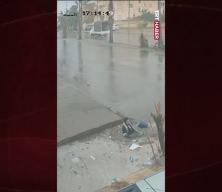 Yolda yürürken bir anda gözden kayboldu: Ürdün'de yaşanan o anlar kamerada