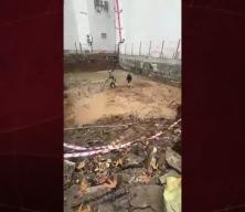 Felakete davetiye! Su dolu temele beton d&ouml;kt&uuml;ler