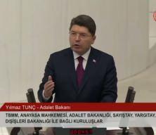 Yılmaz Tunç: Türkiye'yi karalamaya çalışanlara fırsat vermemiz gerekiyor