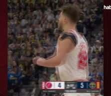 Alperen Şeng&uuml;n, 'triple'double' yaptığı ma&ccedil;ta Jokic'e takıldı