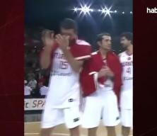 Hidayet T&uuml;rkoğlu 'FIBA Onur Listesi'ne se&ccedil;ilen ilk T&uuml;rk sporcu oldu