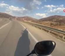 İddia uğruna yola &ccedil;ıktı, motosikleti ile bin kilometreyi aştı