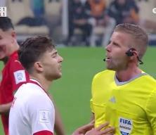 İsve&ccedil;li hakemden &Uuml;rd&uuml;nl&uuml; oyuncuya: ''Vallahi faul var''
