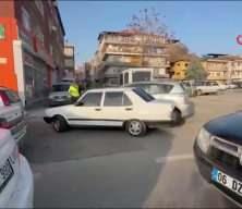 Kırıkkale'de film sahnelerini aratmayacak anlar: Ehliyetsiz s&uuml;r&uuml;c&uuml;n&uuml;n faturası ağır oldu