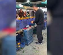 Pazarcının &ldquo;sulu portakal&rdquo; hilesi ifşa oldu!