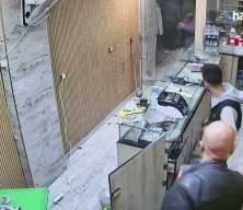 Suriye'de affedilmeyen kalleşlik anları.... 2'si de idam edildi