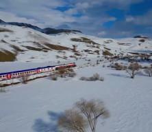 Kartpostal tadında manzaraların olduğu Turistik Doğu Ekspresi yarın seferine başlıyor