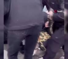 ABD&rsquo;de pitbull dehşeti: 1 yaşındaki &ccedil;ocuğun bacağını dakikalarca bırakmadı