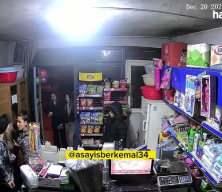 Ankara&rsquo;da markette gelin&ndash;kaynana kavgası: Sa&ccedil; sa&ccedil;a baş başa girdiler