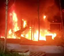 Beylikd&uuml;z&uuml;'nde &ccedil;ocuk parkı ateşe verildi