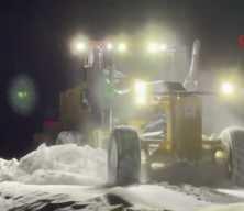 Elazığ'da kapalı 108 k&ouml;y yolunda &ccedil;alışmalar s&uuml;r&uuml;yor