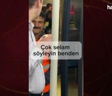 Havalimanı &ccedil;alışanının Umre yolcularından duygulandıran selam