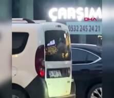 Kadık&ouml;y&rsquo;de trafikteki sopalı kavga kamerada