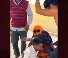 Hızını alamayan şifacı &ouml;nce oğlunu sonra annesine vurdu!