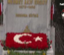 Mehmet Akif Ersoy vefatının 89. yılında kabri başında dualarla anıldı
