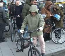 Bah&ccedil;elievler&rsquo;de 100 &ccedil;ocuk bisikletine kavuştu