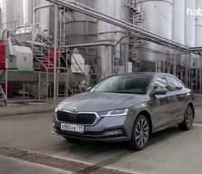 Skoda T&uuml;rkiye&rsquo;de ikramiye geleneği s&uuml;r&uuml;yor: Ahmet Y&uuml;ce bu yıl da &ccedil;alışanlarını &ouml;d&uuml;llendirdi