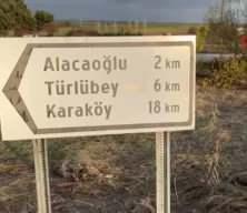 Navigasyon &ccedil;aresiz, vatandaş şaşkın: Bu k&ouml;y yaklaştık&ccedil;a uzaklaşıyor