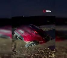 Bursa'da korkun&ccedil; ihmal! S&uuml;r&uuml;c&uuml; bataklığa g&ouml;m&uuml;lmekten son anda kurtuldu